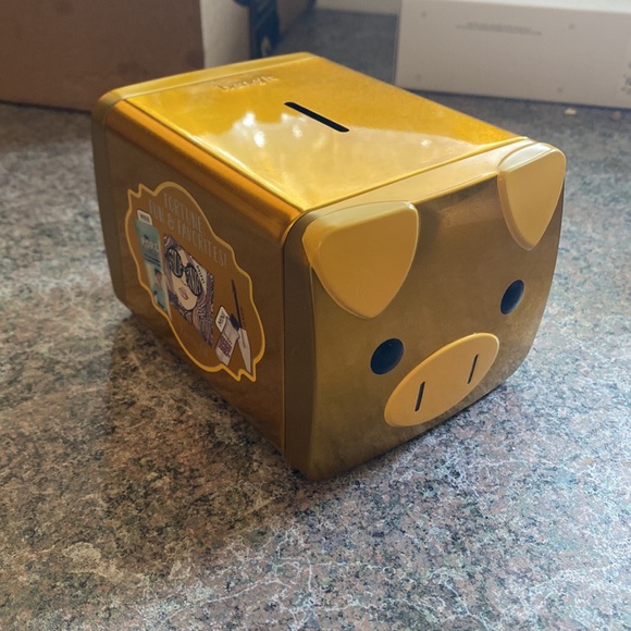 Benefit Fortune Fun & Favorites Gift Set & Piggy Bank - Picture 2 of 3